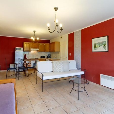 La Sarlaterra - Appt Avec Piscine Partagee Apartment Bagian luar foto