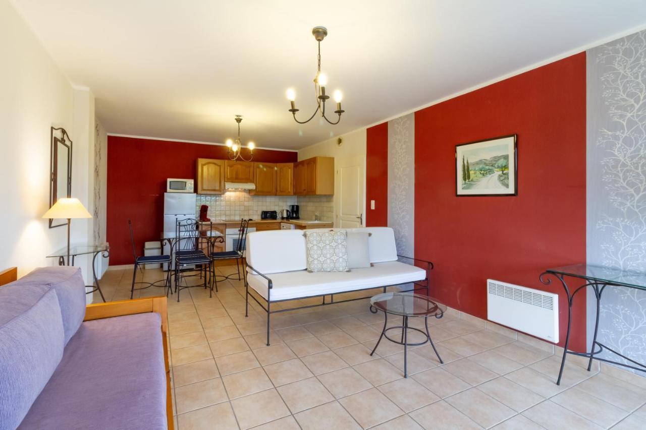 La Sarlaterra - Appt Avec Piscine Partagee Apartment Bagian luar foto