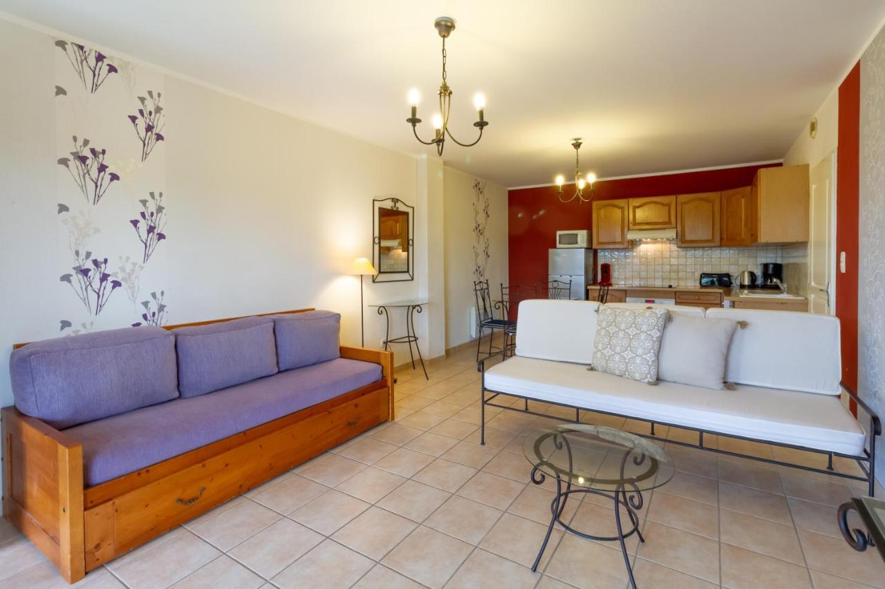 La Sarlaterra - Appt Avec Piscine Partagee Apartment Bagian luar foto